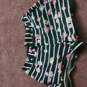 Elle pink black and white shorts